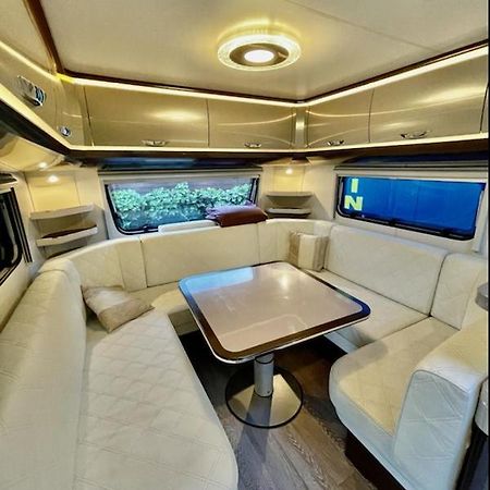 Jastarnia " Hobby Pod Papugami " Hotel Екстериор снимка