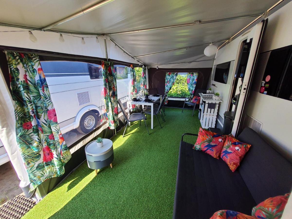 Jastarnia " Hobby Pod Papugami " Hotel Екстериор снимка