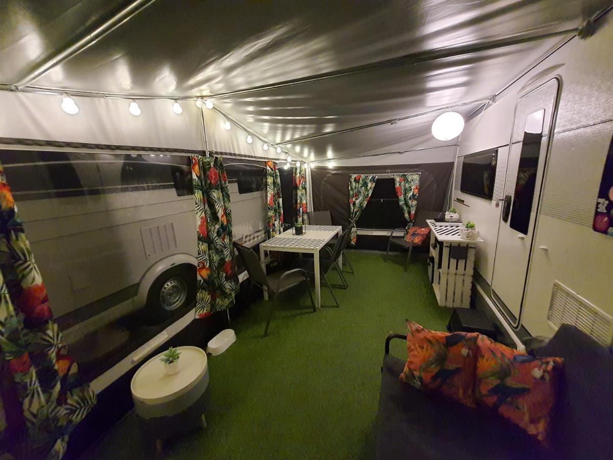 Jastarnia " Hobby Pod Papugami " Hotel Екстериор снимка