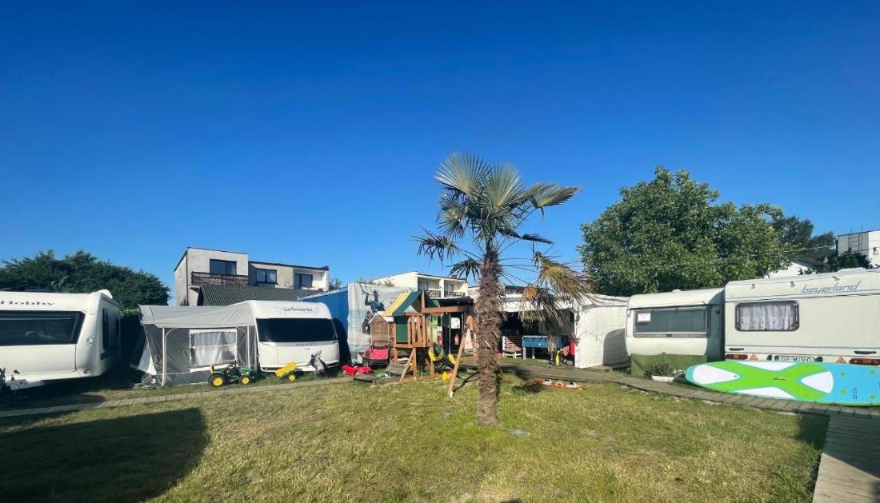 Jastarnia " Hobby Pod Papugami " Hotel Екстериор снимка