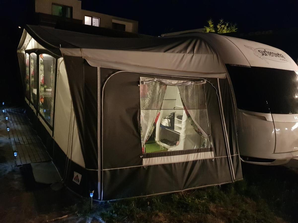 Jastarnia " Hobby Pod Papugami " Hotel Екстериор снимка