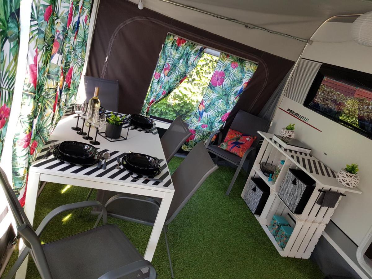 Jastarnia " Hobby Pod Papugami " Hotel Екстериор снимка